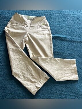 Women’s Swing Control Beige Casual Cream Stretch Comfortable Crop Pants-S